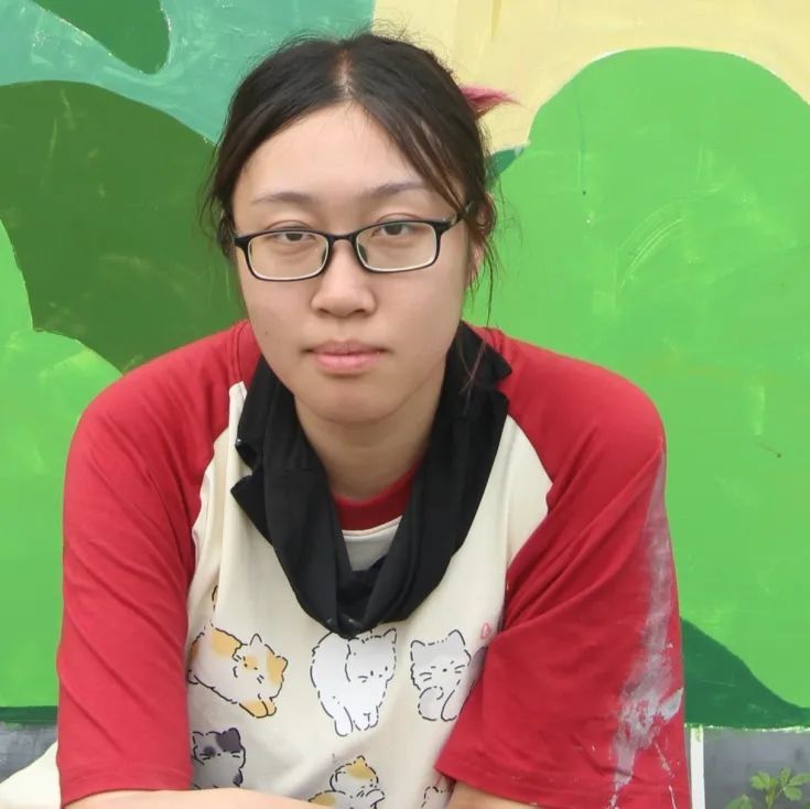 艺术学院22级视传班　任泉洁