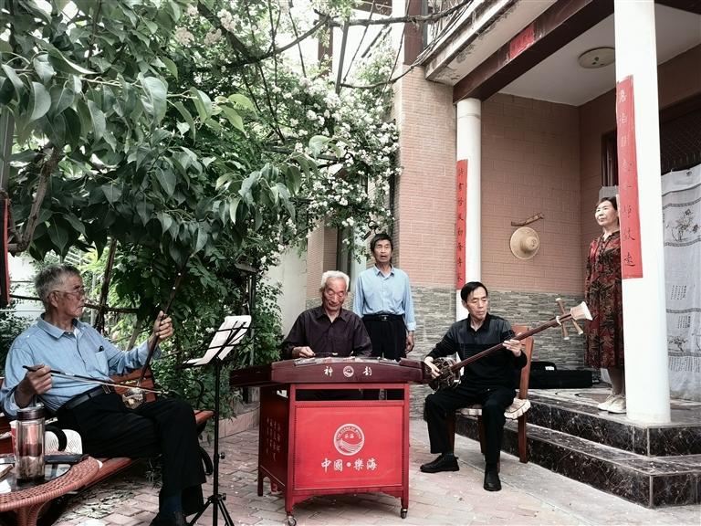 听一曲百年历史非遗“说唱”　茶馆酒肆上演烟火兰州