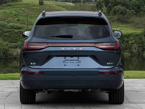 配华为ADS基础版 问界新M7 Pro开售 余承东:超越行业的视觉智驾