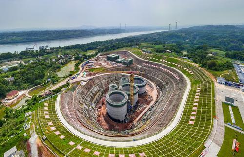 ▲江津区油溪镇，渝西水资源配置工程金刚沱泵站施工现场。记者 齐岚森 摄