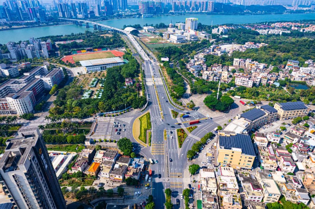 蓬江区召开"湾区蓬江 辉煌四十载"高质量发展座谈会凤凰网江门_凤凰网