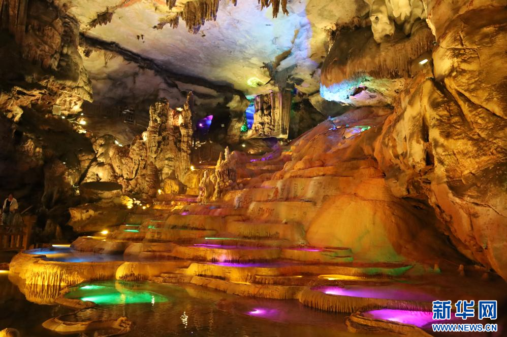 江西省新余市洪阳洞景区内景观。新华网 王晓震 摄