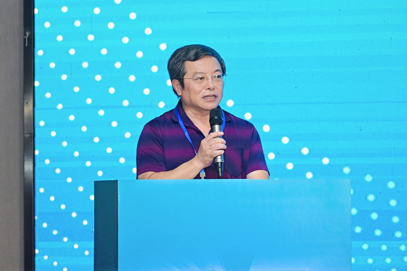 (国家发展与改革委员会宏观经济杂志社社长、总编辑 韦大乐)