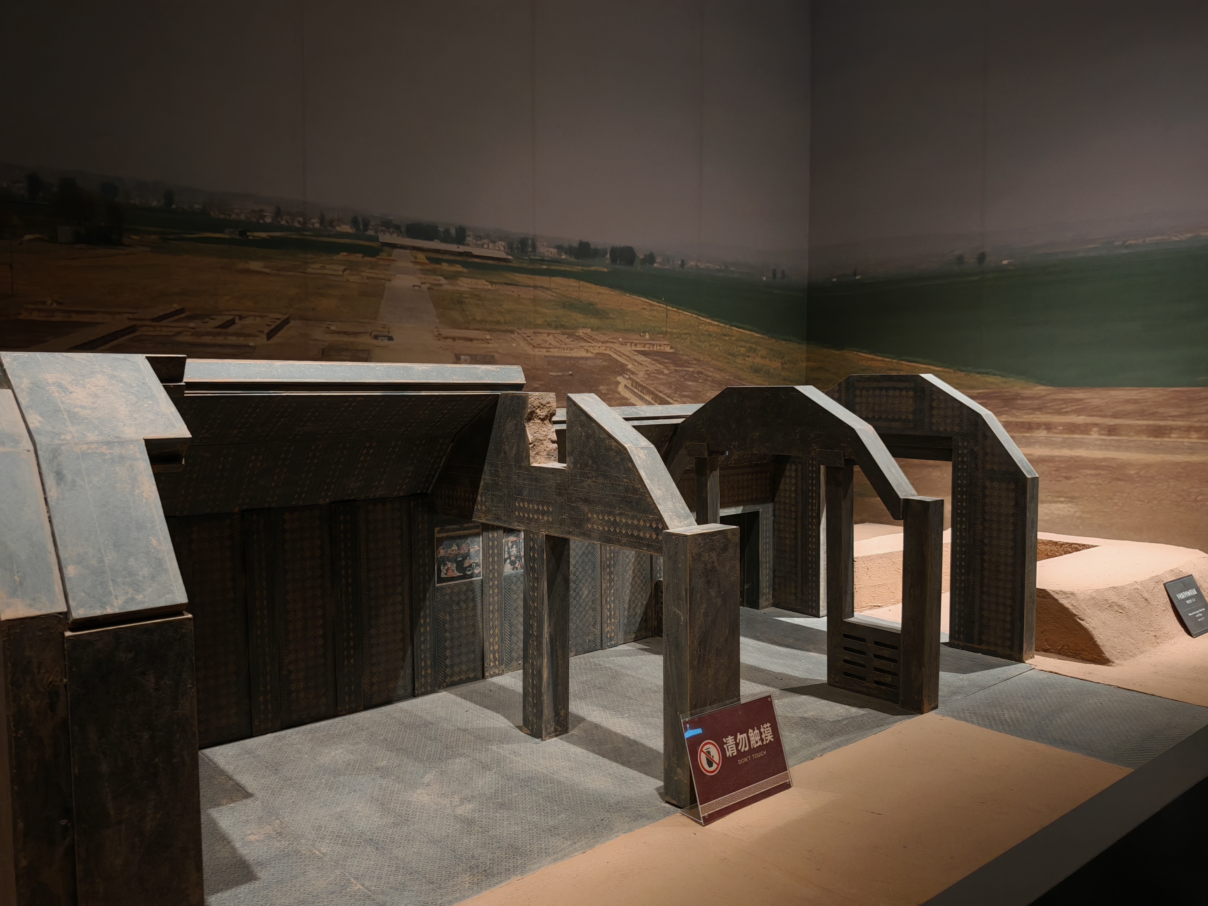 何以中国 行走河南|洛阳古墓博物馆—国内最大最多最全的古墓葬博物馆