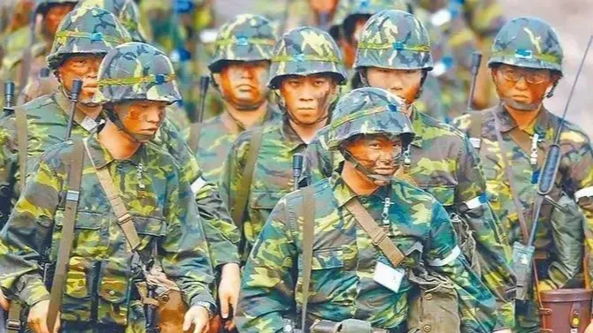 拉平民子弟做“臺獨”炮灰！臺軍為增加兵員不擇手段，重度肥胖者也能當兵