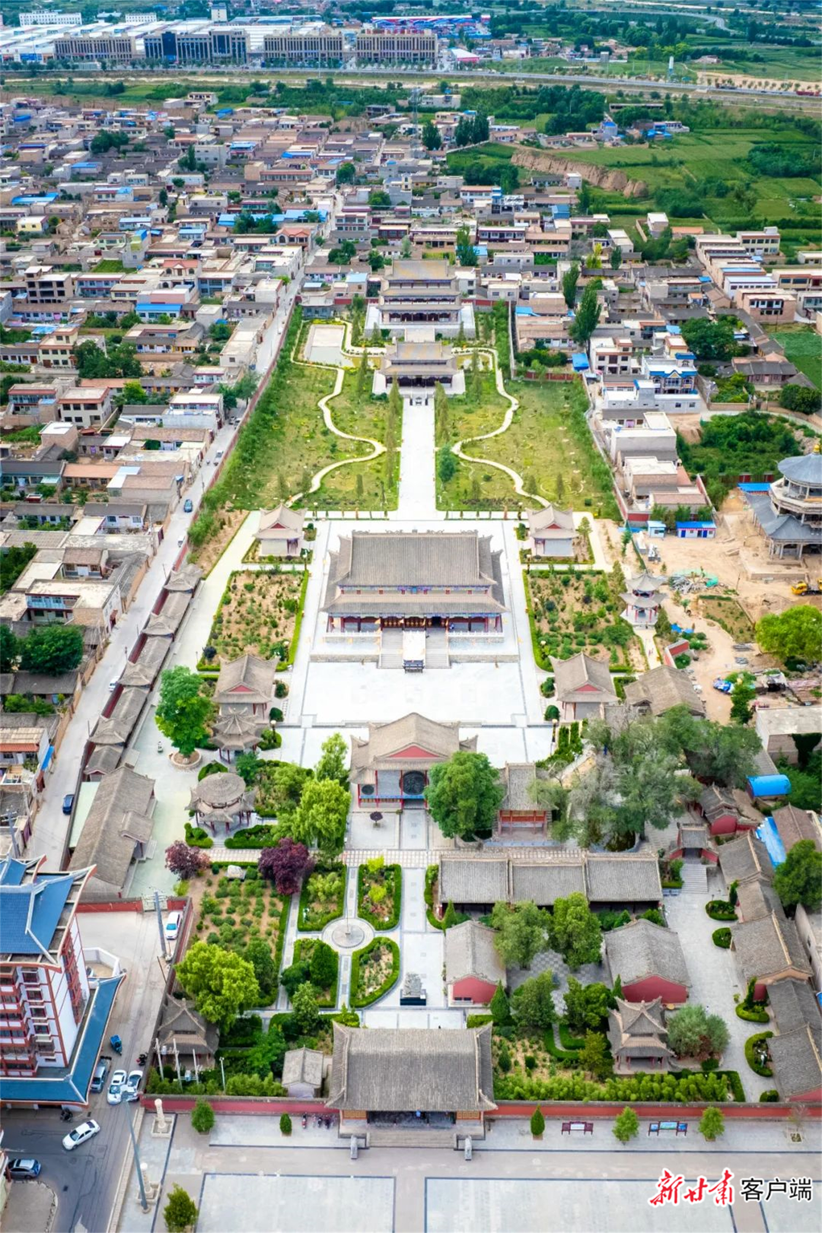航拍下的李家龙宫　新甘肃&middot;甘肃日报通讯员　田春雨　摄