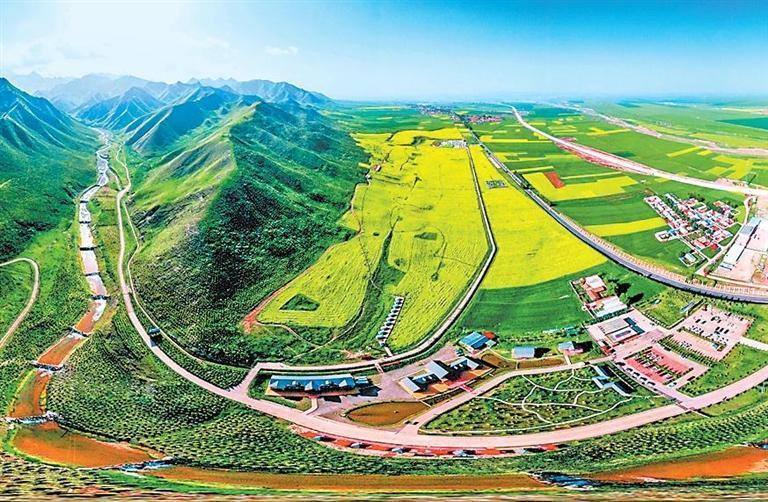 扁都口生态休闲旅游区　曹芬华