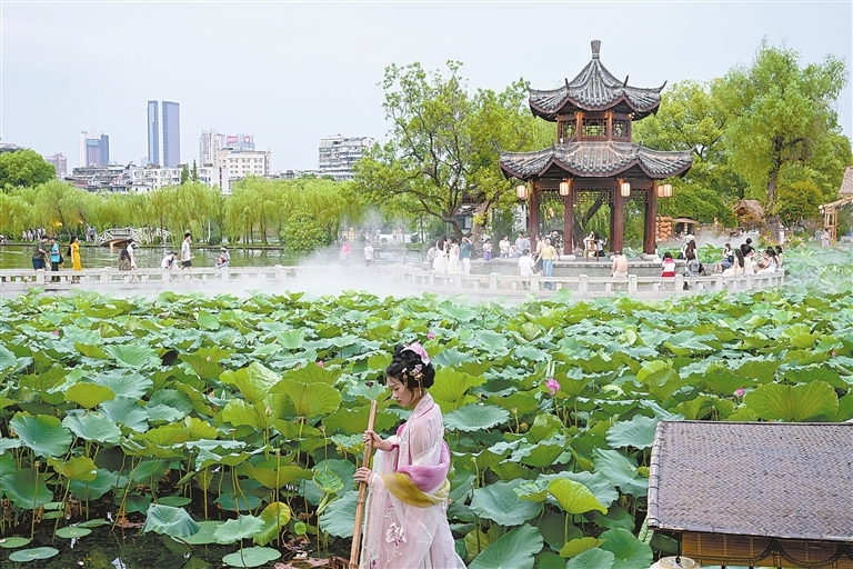 南昌八一公园添新景（图）