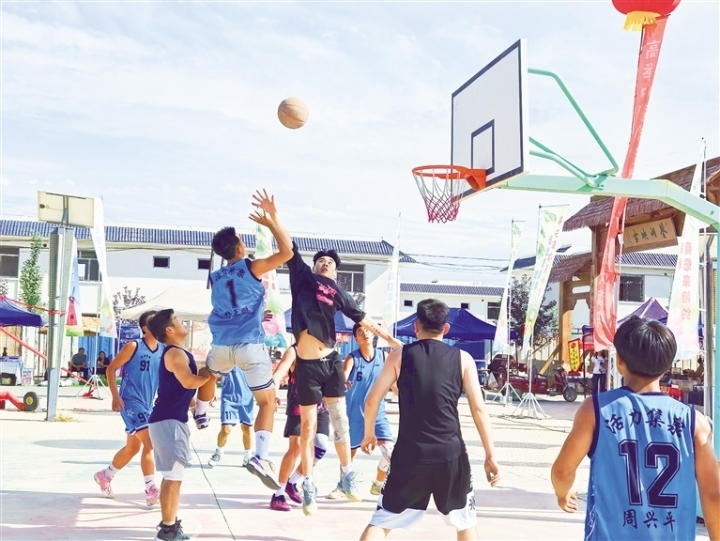 铧尖节会体育赛事激情开赛。