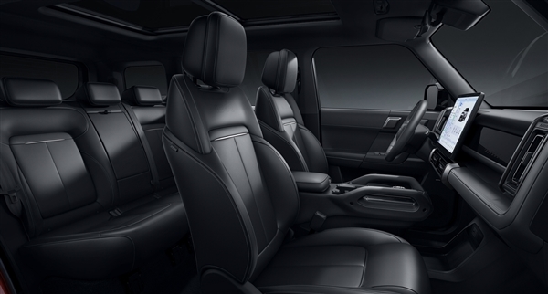 越野风纯电SUV 奇瑞iCAR 03T官图发布:经典红黑配