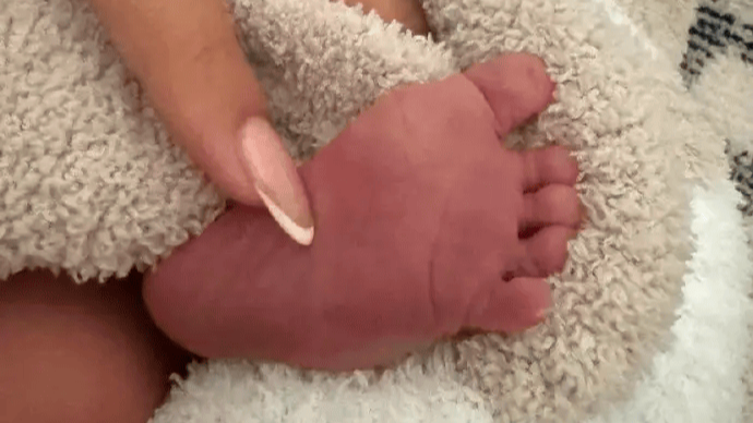 贾斯汀·比伯官宣当爸喜讯 透露儿子名字叫Jack Blues Bieber封面图