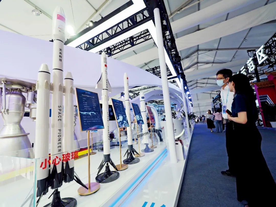 蔚来能源、天兵科技、川能动力等一些企业，2024年上半年获得了VC/PE大额投资。图/中新