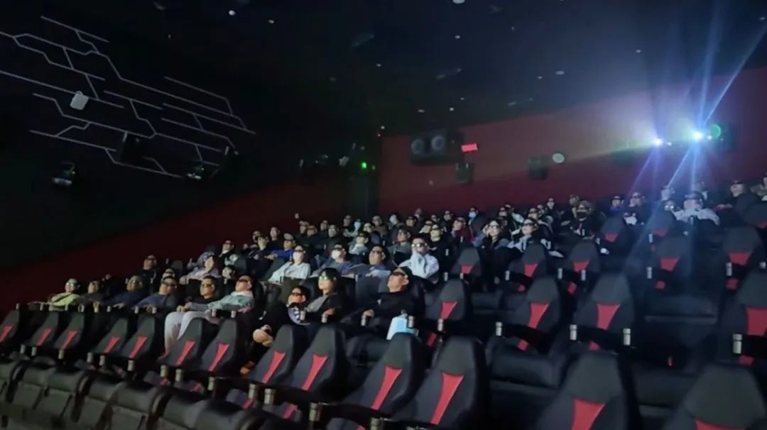 4D环幕影院