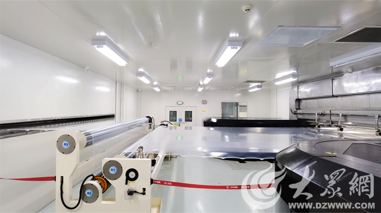 中材锂膜车间内景