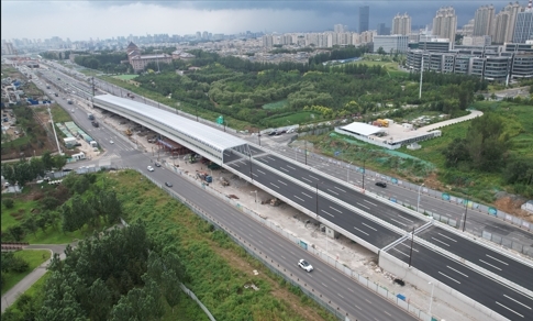 长春四环路提升改造二期项目全线首段主线正式通车