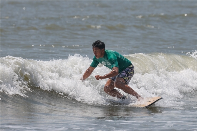 男子短板组冠军Takamura Kazunori / 摄影 : @Asiansurfco / Tim Hain