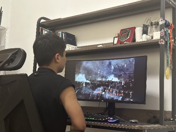 学生党员“六个一”工程 暑期党性锻炼不断线