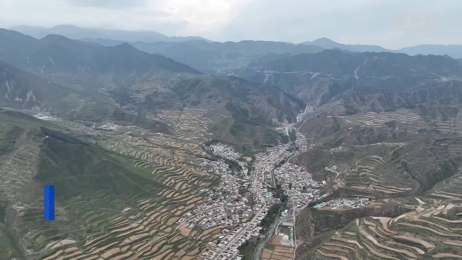 青海黄南：小山村里的快乐假期