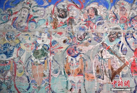 8月22日，河北省张家口市蔚县玉皇阁内留存的壁画。近日，中国首款3A游戏《黑神话：悟空》正式上线。该游戏以中国古代名著《西游记》为背景，挖掘并融入了丰富的中华传统文化元素。在游戏中，玩家可以身临其境地体验到众多文物古建的独特魅力，蔚县玉皇阁就是游戏取景地之一。 中新社记者 韩冰 摄