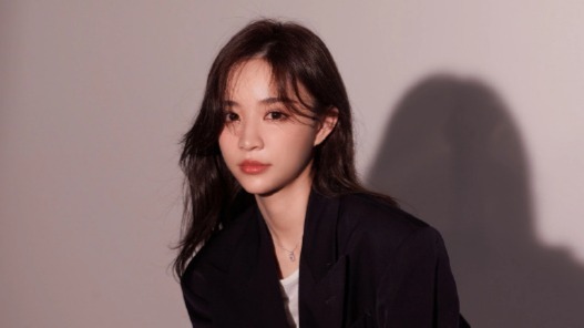 爆料人回应雪梨否认吸毒声明：马上让你哭封面图