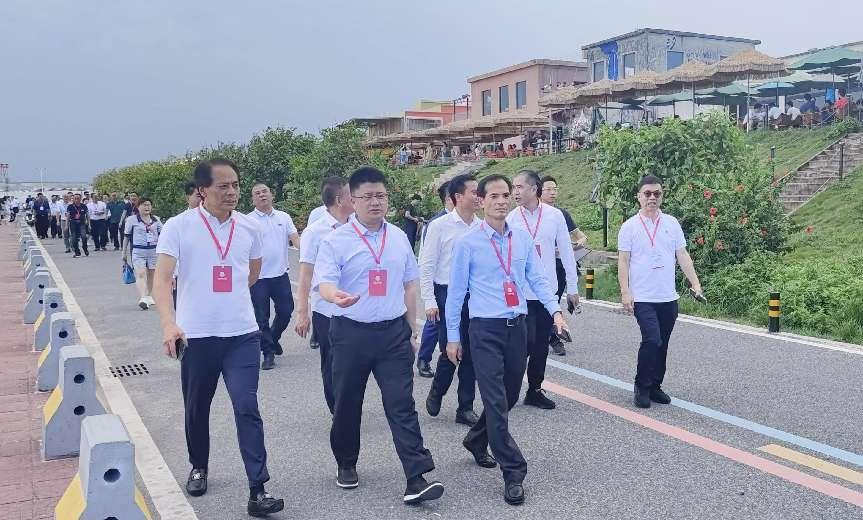 香港保健海流协进会近50名企业家赴深汕特别合作区与汕尾市考察