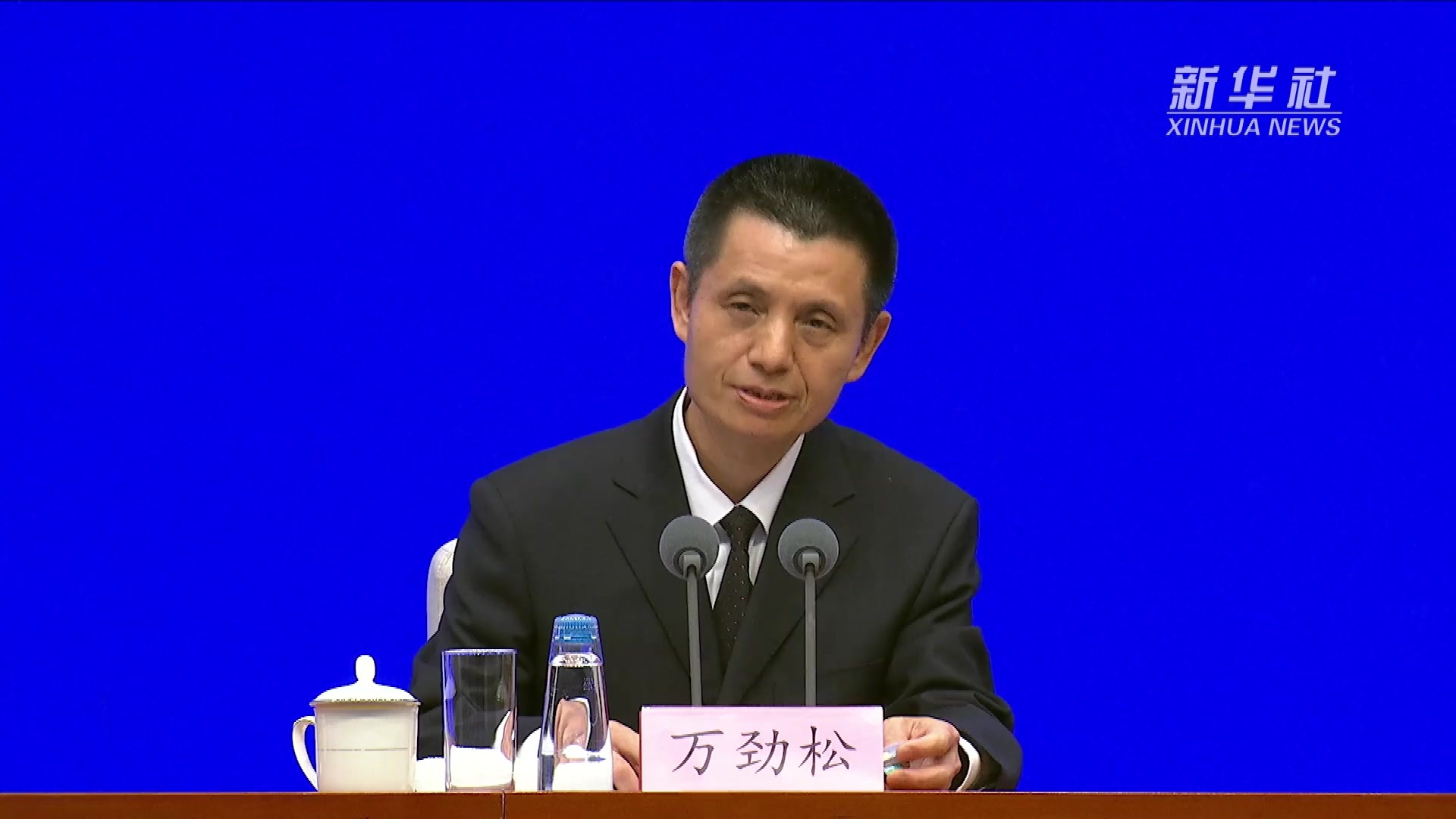 国家能源局：十年来 中国能源的绿色含量不断提升