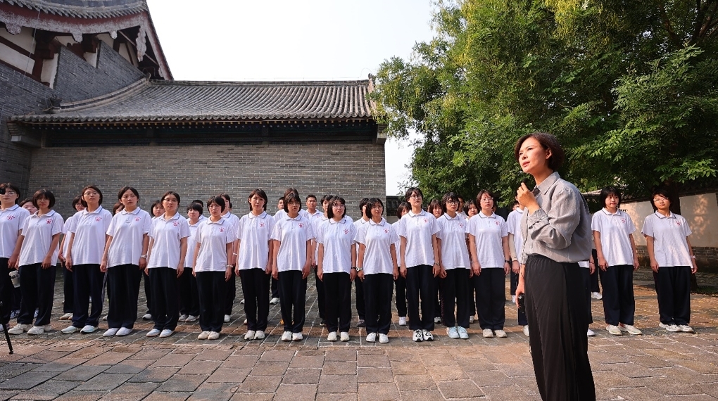 河间英华学校“开学第一课”：探索《诗经》文化传承的经久不息之路