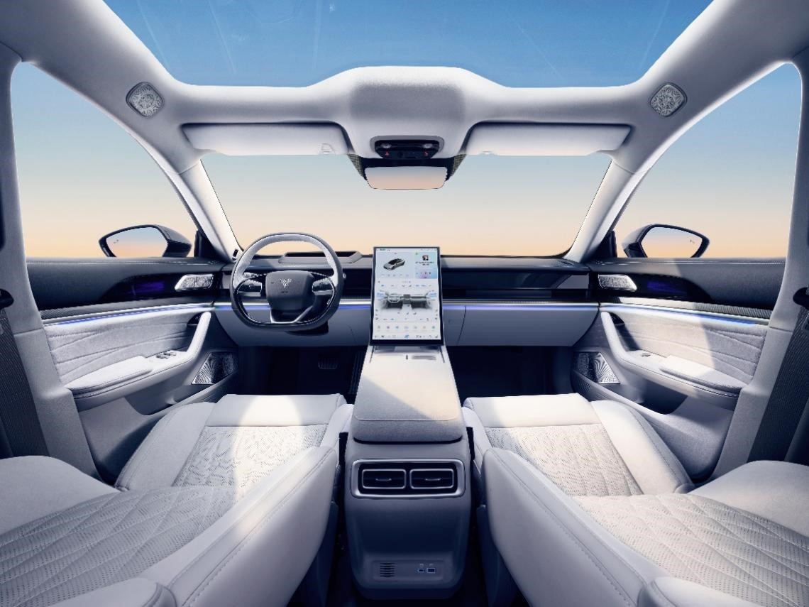 哪吒S猎装上市 纯电+增程可选/售价15.99万元起