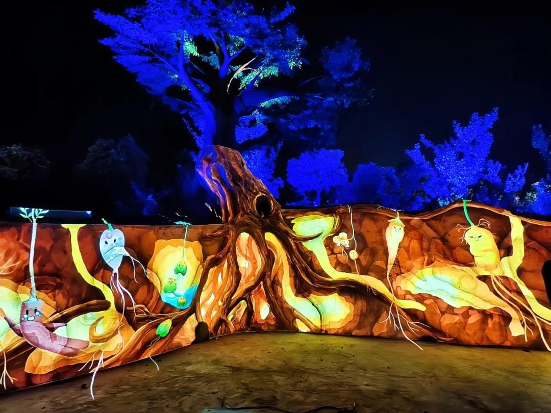 梦游幻境，玩乐途中的蛇影——解梦之旅