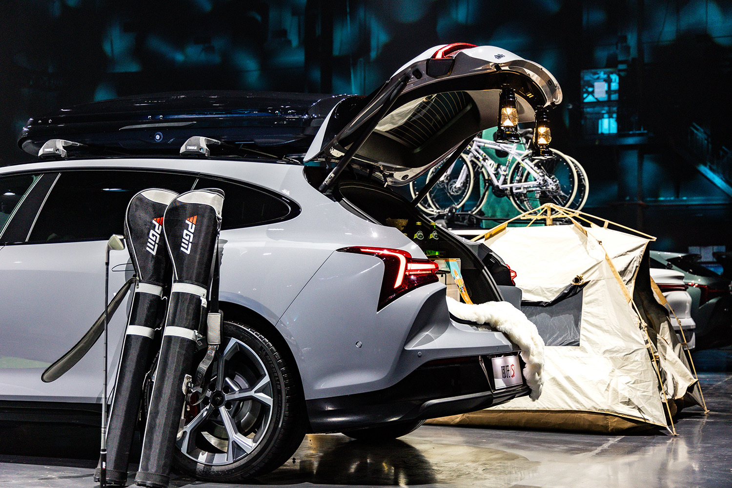 哪吒S猎装上市 纯电+增程可选/售价15.99万元起