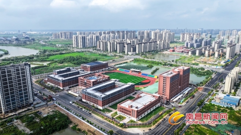 莲塘一中象湖滨江校区