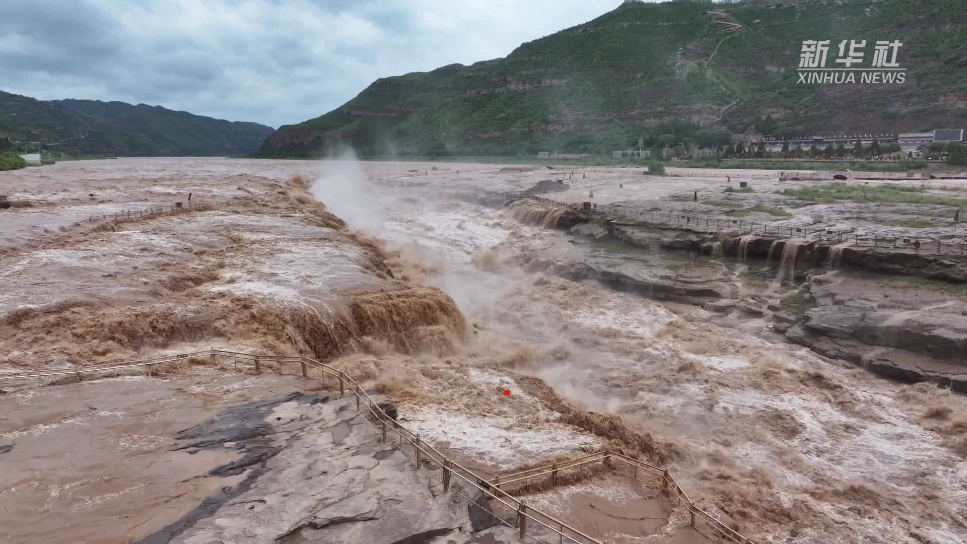 黄河壶口瀑布现“水岸齐平”景观