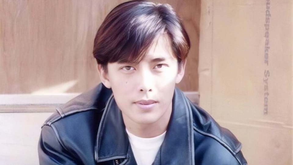 香港一线男星偷情证据曝光！女友揭露床上秘事，壮阳药助阵尺度惊人！封面图