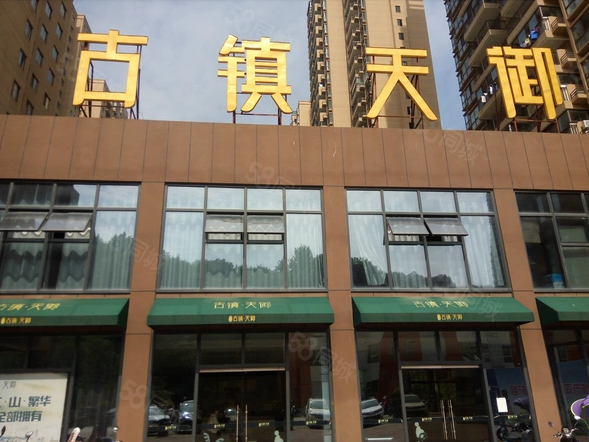 网友反映南昌碟子湖大道右拐上高架红绿灯设置不合理 官方回复