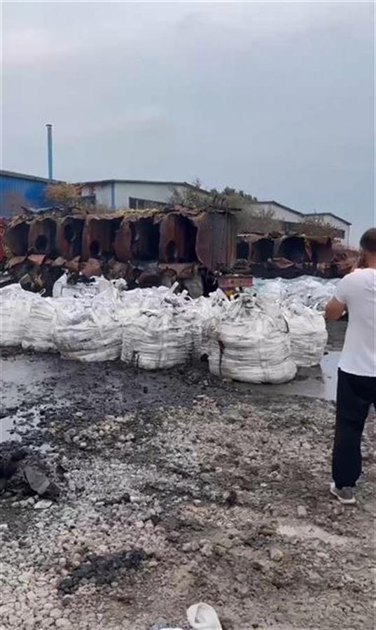 事发现场(视频截图)