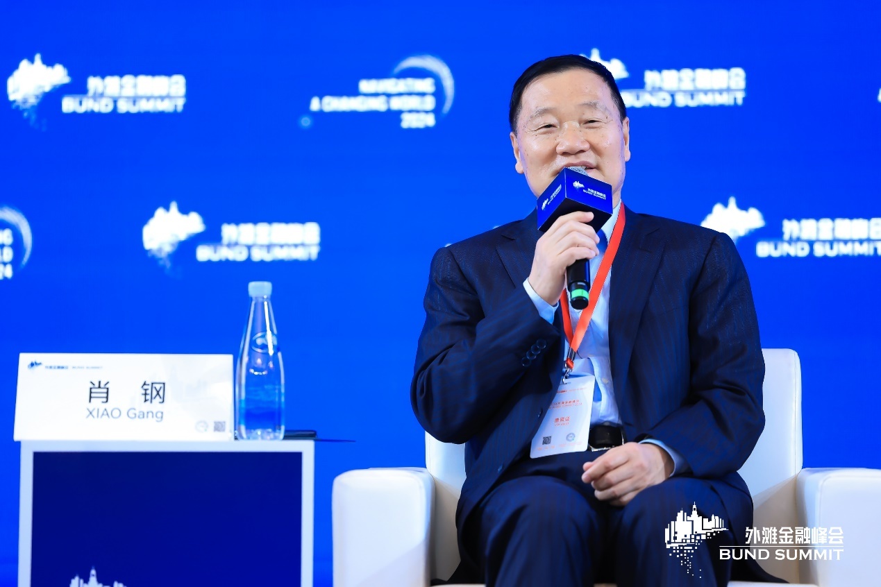 中国金融四十人论坛资深研究员、中国证监会原主席肖钢