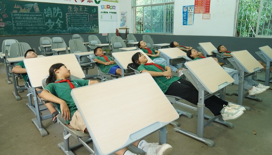 四部门划定中小学办学硬性底线 三年力争全域达标