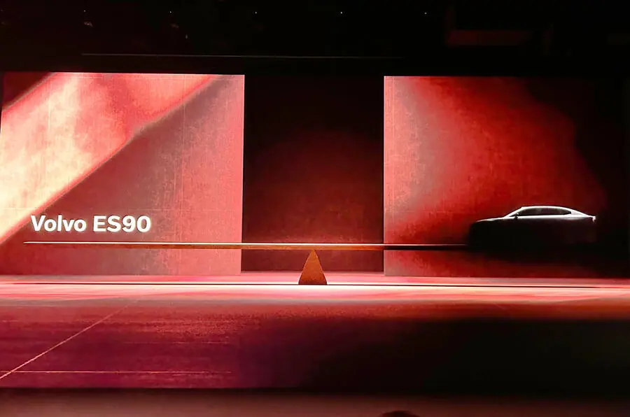 “纯电版”XC60：沃尔沃高管称全新平台首车EX60 2026年上市