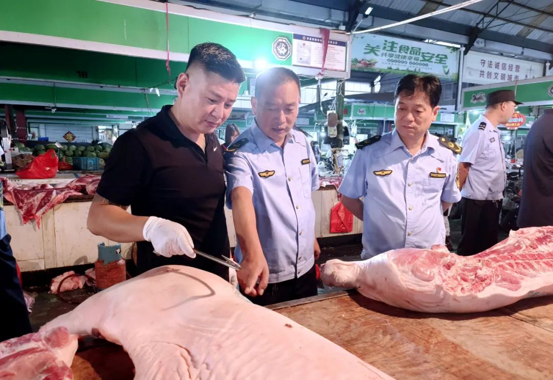 沛县开展猪肉市场突击夜查行动