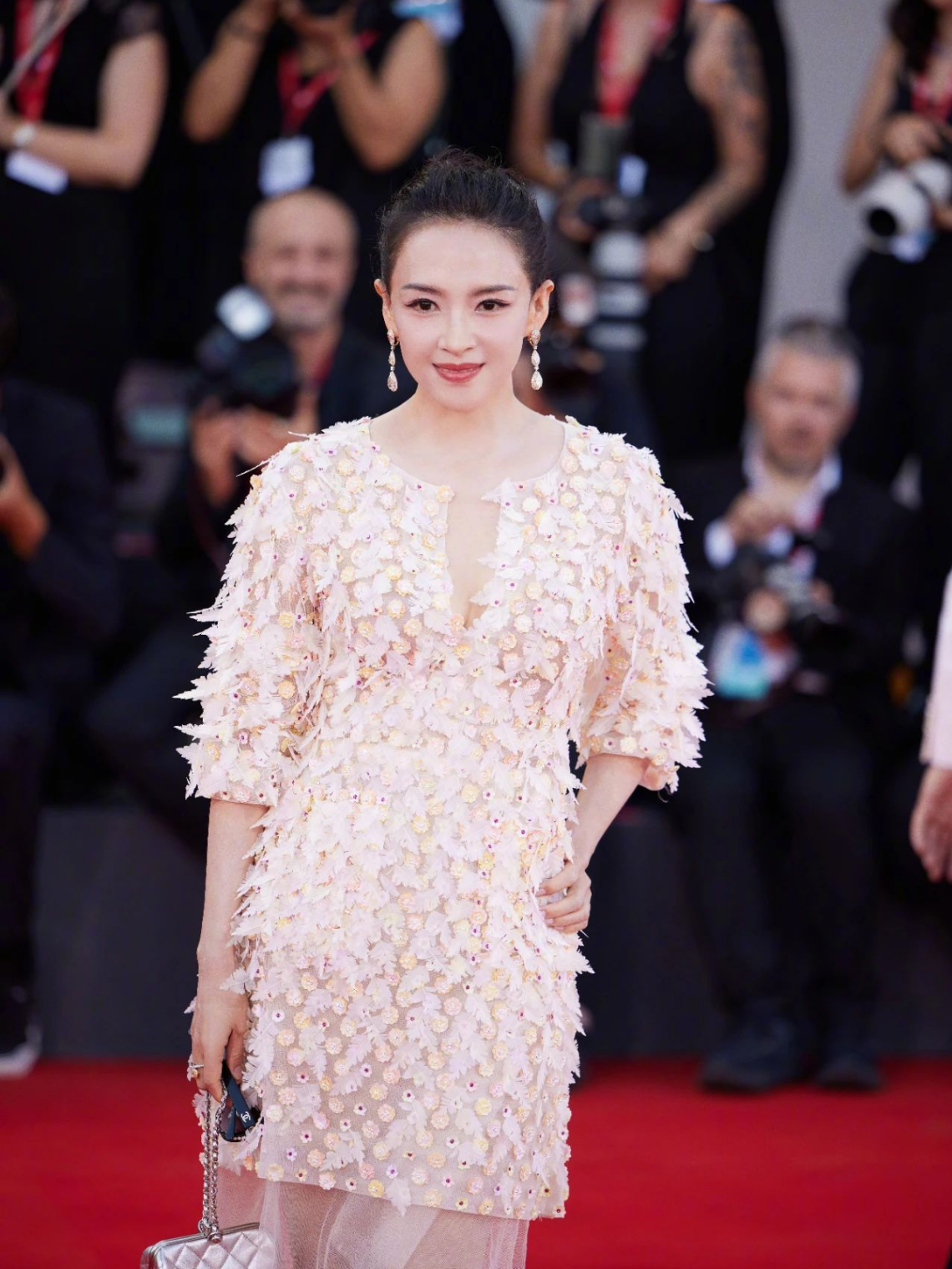离婚后的章子怡开启了全新“爽文”人生