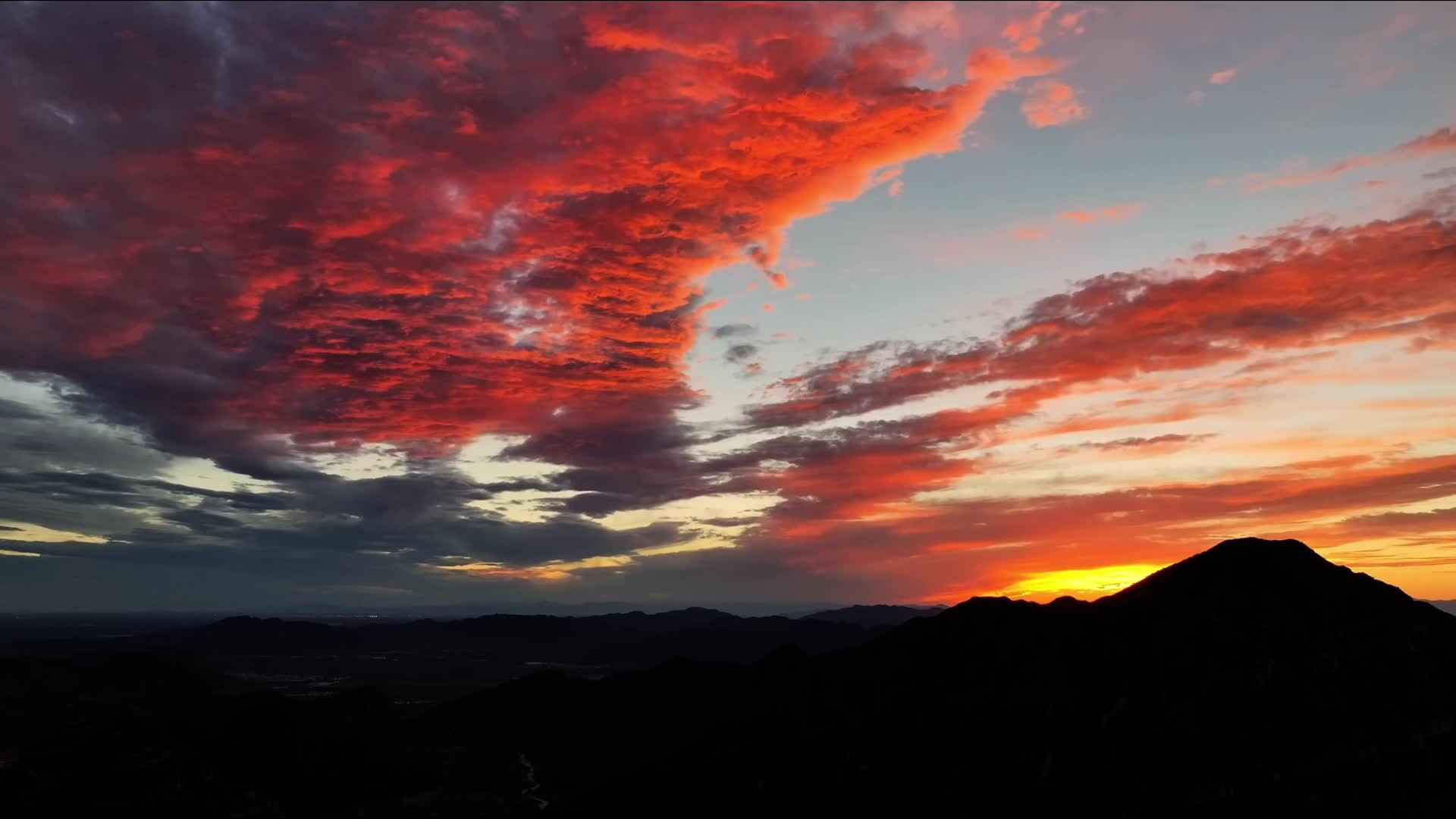 落日余晖映晚霞一抹夕阳美如画
