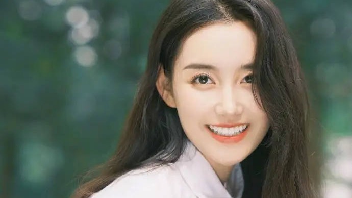 蒋依依工作室注销，疑与去年税务问题相关，曾被追缴税款238万余元封面图