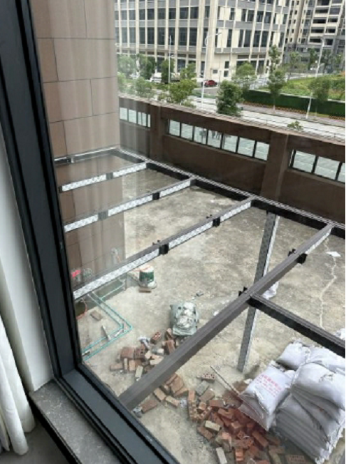 网友反映南昌碟子湖大道右拐上高架红绿灯设置不合理 官方回复