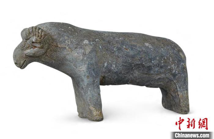 山西大同恒安街北魏时期M11号墓出土的陶羊。山西省考古研究院 提供