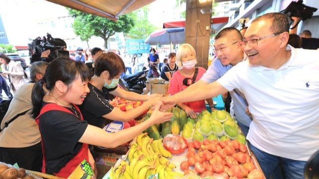 侯友宜力挺謝國梁，強調基隆新北生活圈合作“反惡罷”