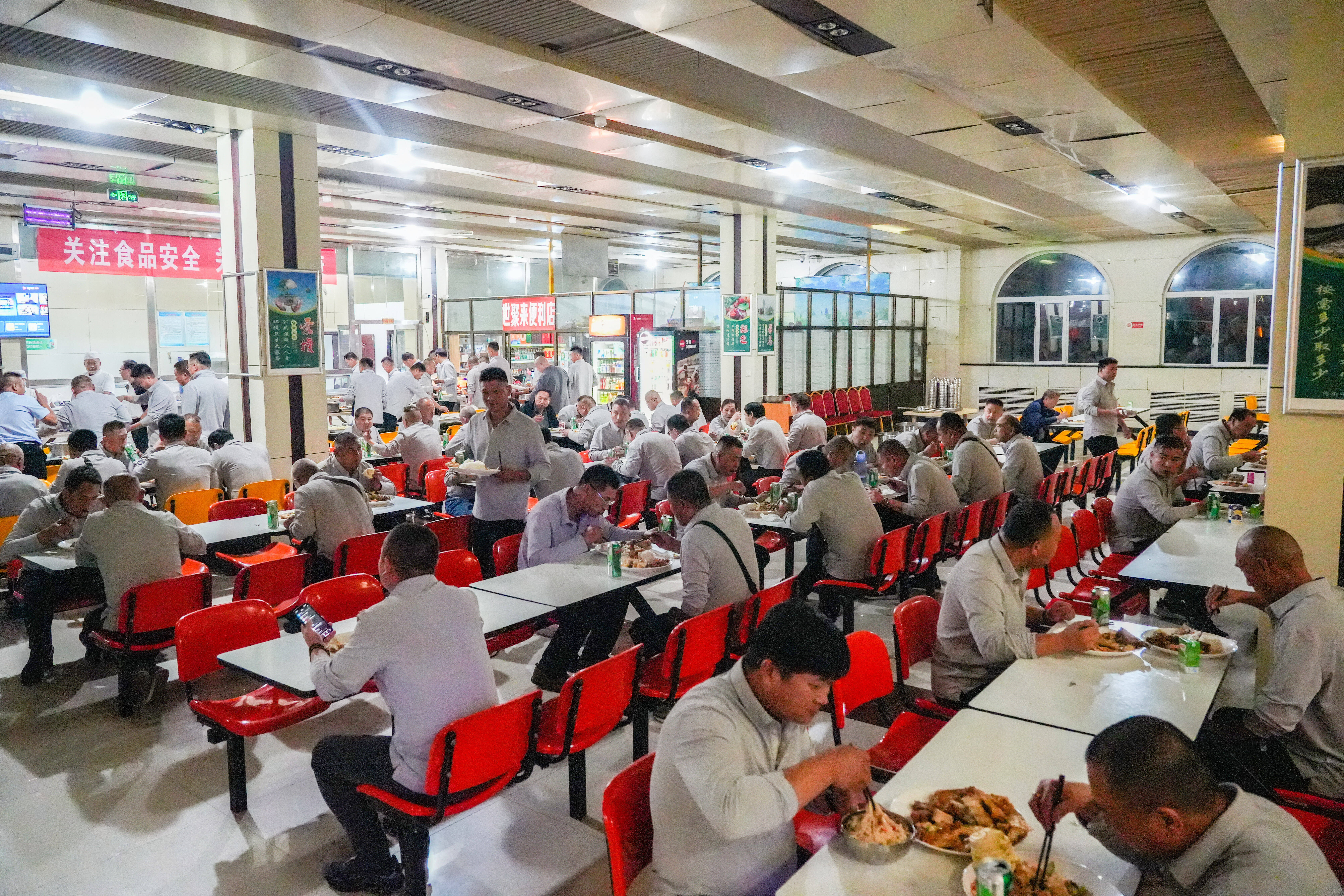 98名职工加入外部开发“二次创业”大军 山东能源集团人力资源大协同“结硕果”