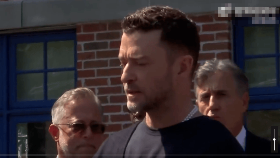 贾老板出庭受审酒驾案件 公开道歉表示已经从错误中吸取教训封面图