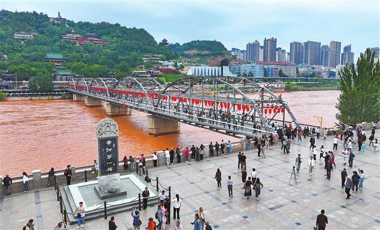 兰州中山桥　新甘肃&middot;甘肃日报记者　田蹊