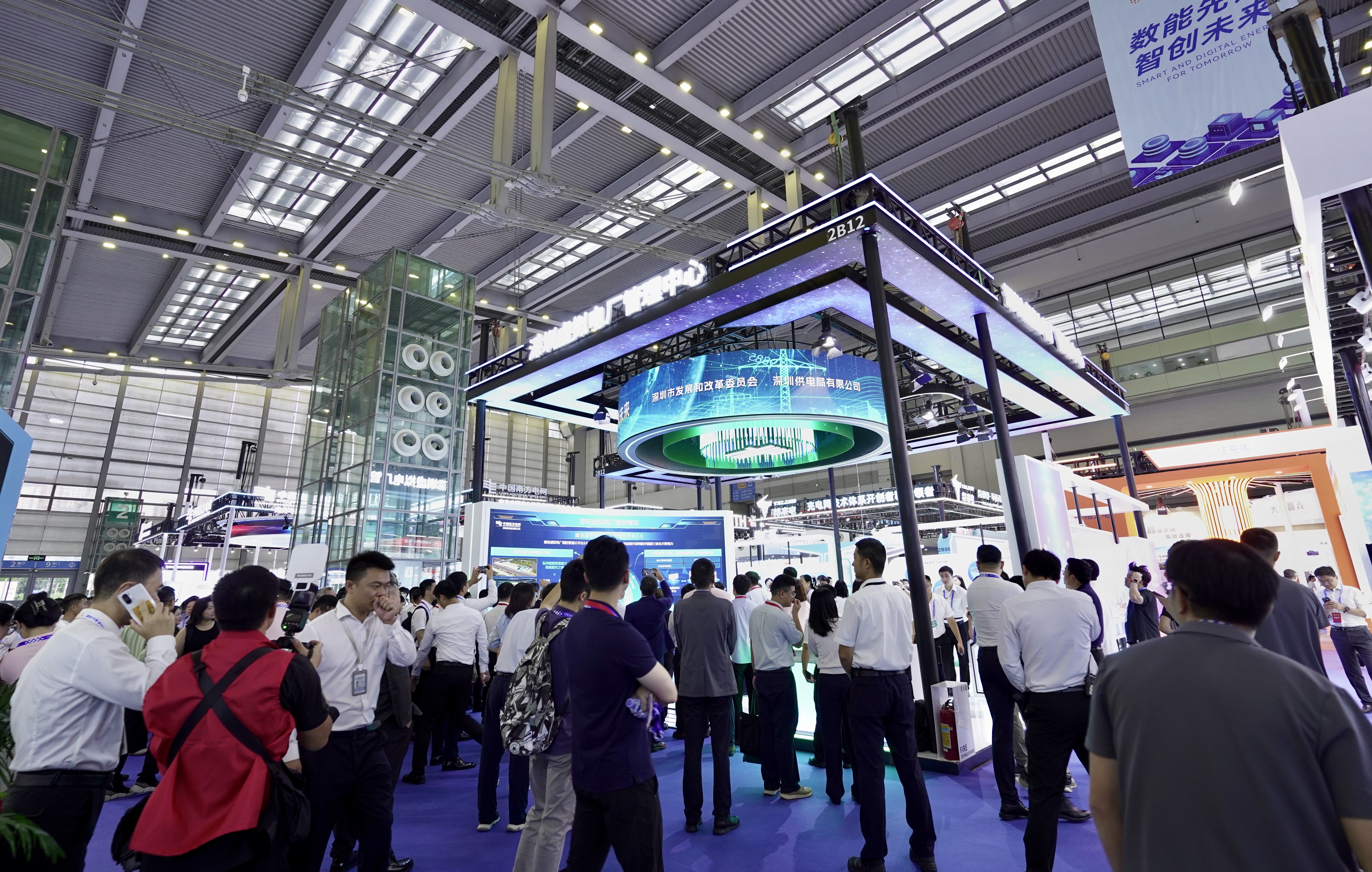 深圳发布虚拟电厂调控管理云平台3.0，“上新”低碳调度等技术 一键实现电随“绿”动