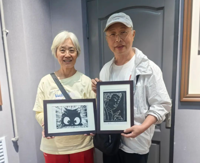 “迎中秋 &middot; 探寻版画记忆”丨来自湖南的43位老人走进哈尔滨市博物馆研学大课堂